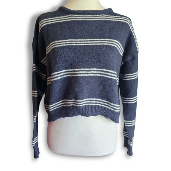 Romwe Navy Blue Striped Cropped Sweater - Picture 1 of 6